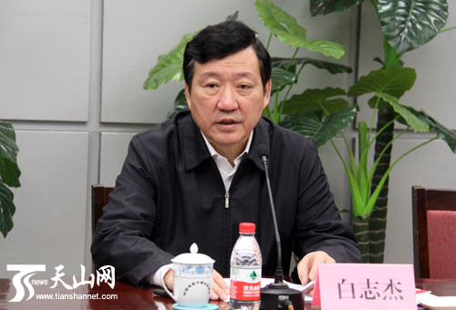 自治区直属机关举行2012年党的工作会议