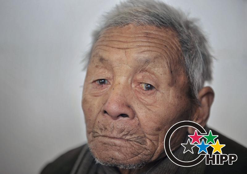 李玉璞,86岁,中国山东省章丘市人,1944年至1945年日本福冈县日铁鹿町煤矿劳工。(2010年12月29日摄)