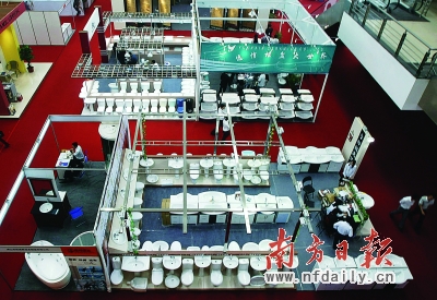 走过5年的佛山“陶瓷总部”已现雏形，为多个品牌企业提供独立成块的载体。 南方日报记者 张由琼 摄