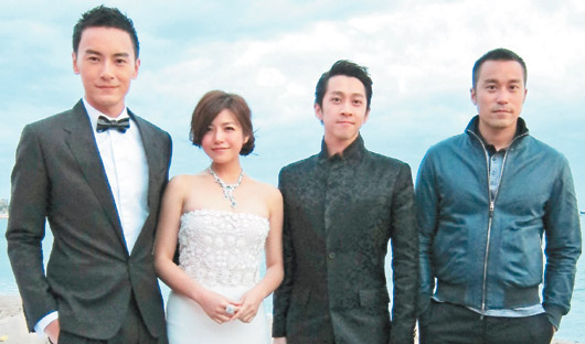 郑元畅(左起)、陈妍希、陈汉典与张孝全出席戛纳“台湾之夜”。