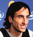 吉诺比利助马刺101 98胜雷霆 总比分1 0