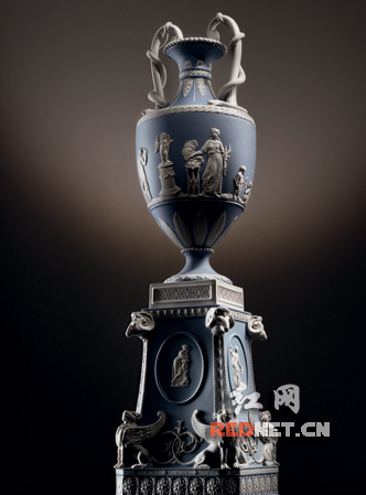 英国瓷器品牌排行榜_英国顶级皇家瓷器品牌来津巡展(2)