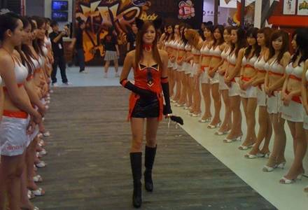 上海Showgirl、上海Cosplay提供商千瑟上海礼