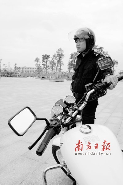 林伟光的工作“行头”。