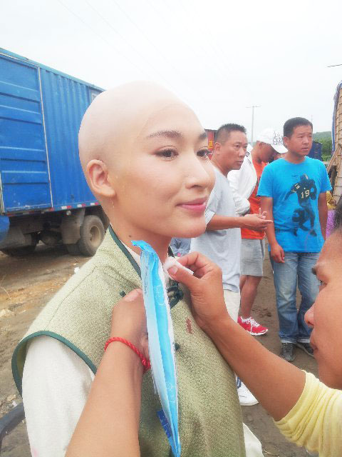 江佳桐剧中造型