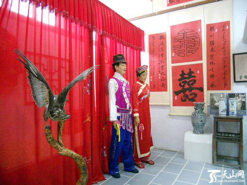 锡伯族民俗风情园一景