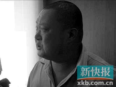 ▲庭审时，廖某落泪。