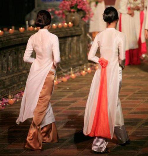 <em>越南美女</em>旗袍超<em>性感</em>