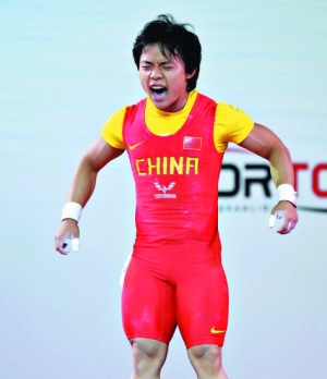 田源直面双性人传闻:媒体诽谤我要维权