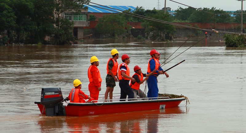水上救援队。(通讯员危海鸿 摄)