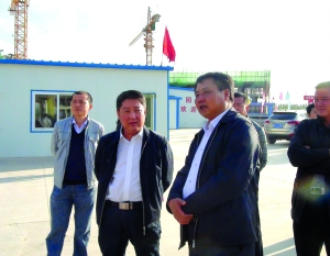 乌拉特前旗政府旗长巴图莅临萌业物流园区指导工作.