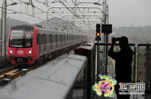重庆轨道6号线通车试运营 公租房住户出行更方