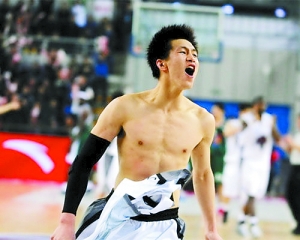 本报讯 对于郭艾伦与希腊俱乐部之间的转会事件,9月3日记者连线
