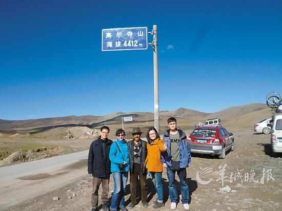 搭车图片大全大图 5d0b8f8fb2ff8ad20d9ccf6e92514122.jpg