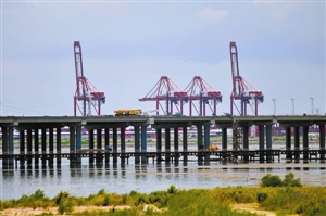 最牛基金经理王亚伟入驻前海