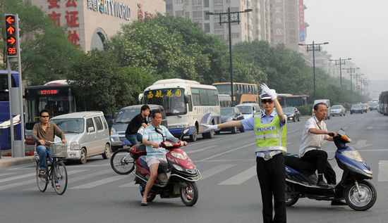 西安交警称涉及人命严点好
