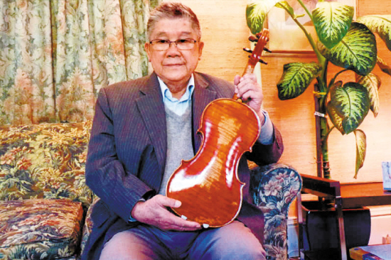 父子制小提琴名扬美国