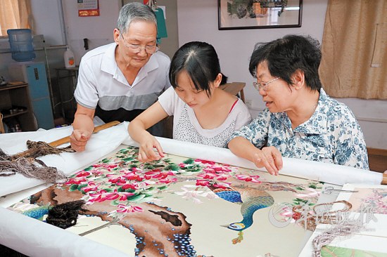 中国刺绣艺术大师评选落幕 两名广绣大师入选