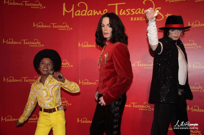 泰国曼谷杜莎夫人蜡像馆新增两座迈克尔·杰克逊蜡像