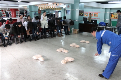 120对96336接线员进行急救培训 街道查询 便民