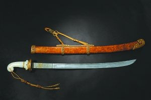 乾隆腰刀斩获千万