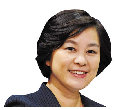 外交部新发言人华春莹首次亮相