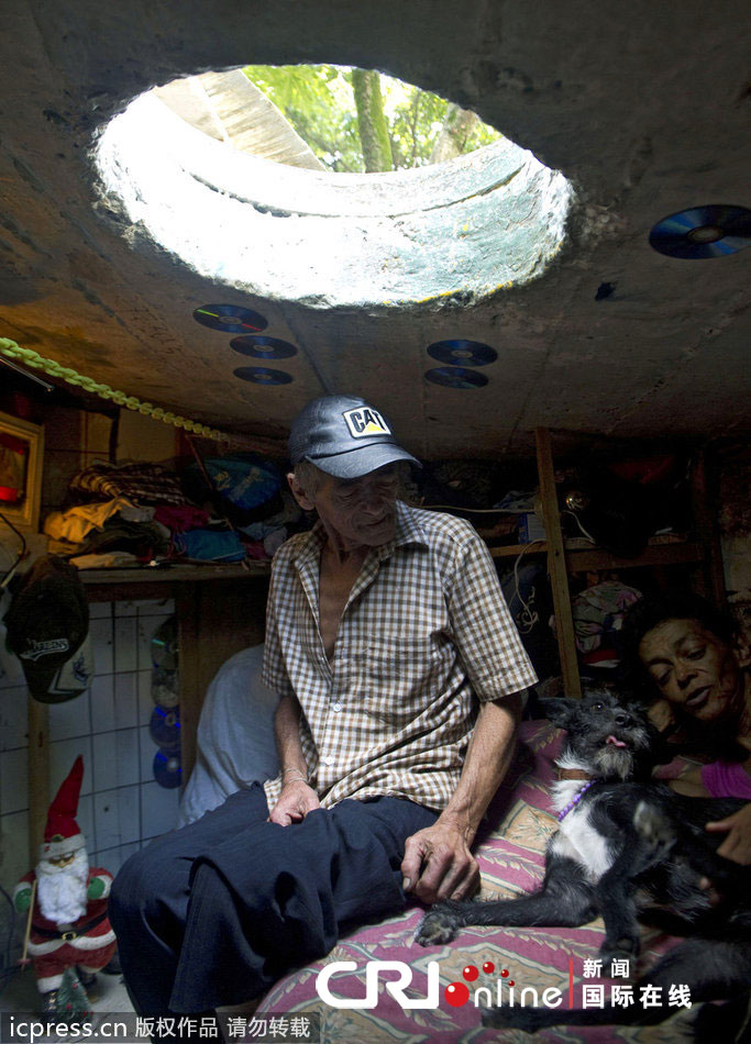 哥伦比亚流浪夫妻在下水道里居住二十年(高清组