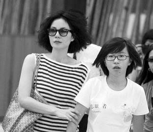 王菲与大女儿窦靖童