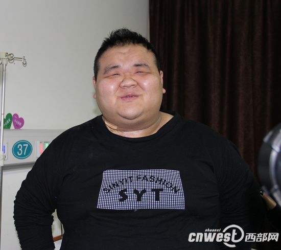 河南胖小伙西安接受 缩胃术 胃被切掉六分之五
