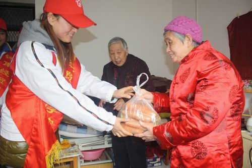 郑州绿城社工首次设立分站 西区市民可就近做