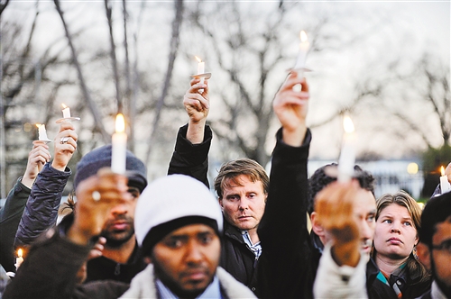 美国校园枪击案致28人死亡