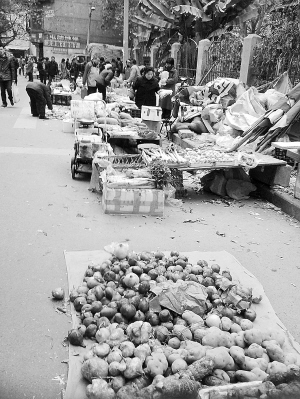 卖菜和卖水果哪个赚钱_刚起步卖菜注意事项_