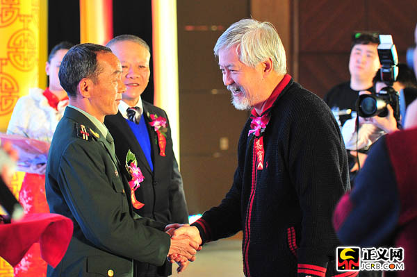 ֪΢ʹͶѦΪ2012½ȫ۰佱̶ 