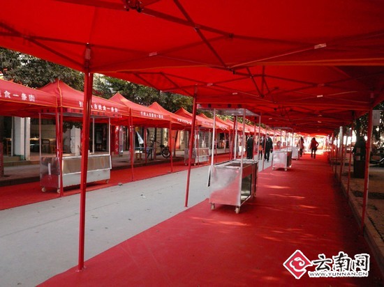 引摊入市昆明五华区广场示范街开业了美食美食阜新图片