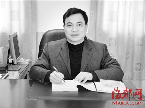 福建师大二附中校长朱振荣:老师感到幸福,学校