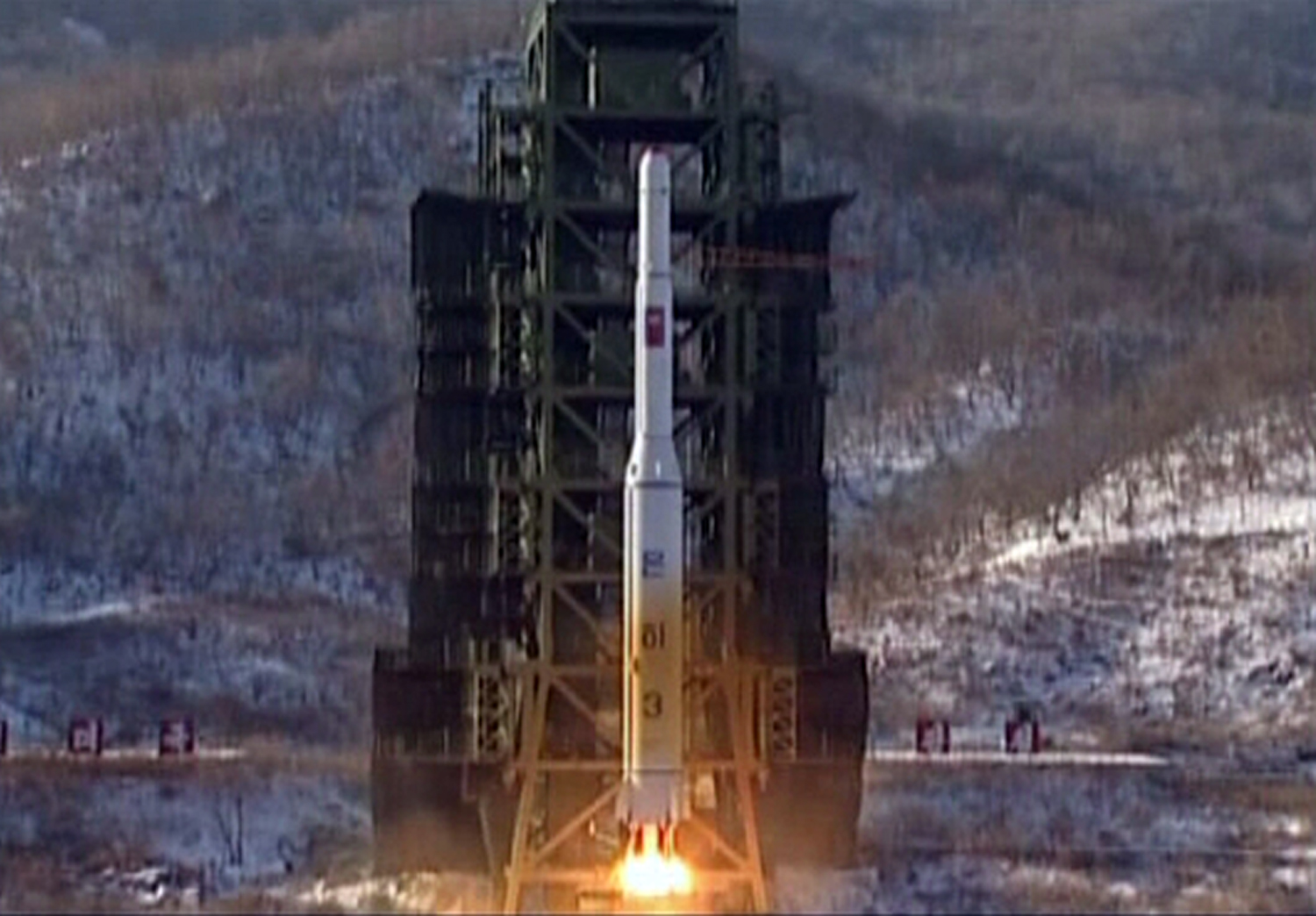 朝鲜宣布全面对抗战 第三次核试验或下月进行