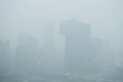 北京周末空气污染破表
