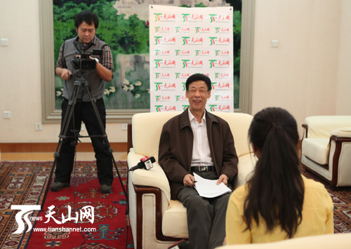 自治区十届政协五年提交提案5672件 办复率达