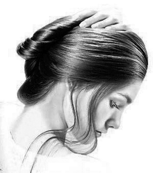 洗完头就睡 易令<em>头发干枯</em>_资讯频道_凤凰网