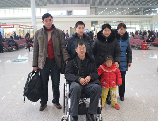 感动中原十大人物马俊欣携子进京圆梦