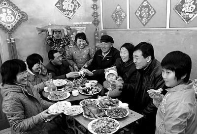 团圆饭_团年饭_团圆饭作文600字