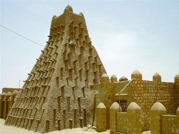 通布图:沙漠中的黄金之城