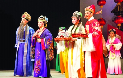 省锡剧团《珍珠塔》京城唱响_资讯频道_凤凰网