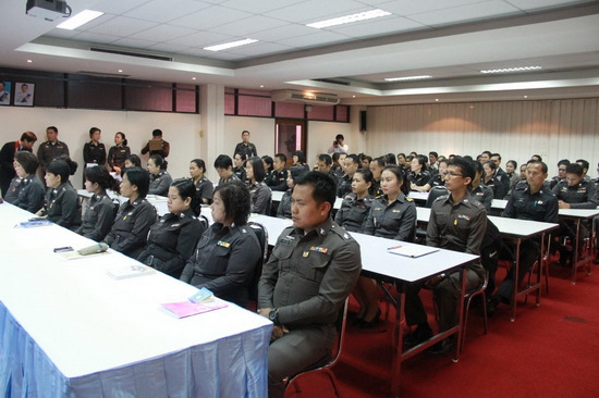 泰国国家移民局百名警官汉语培训班举行开班式