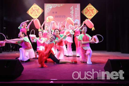 在法中国留学生欢庆蛇年春节 中国大使携夫人