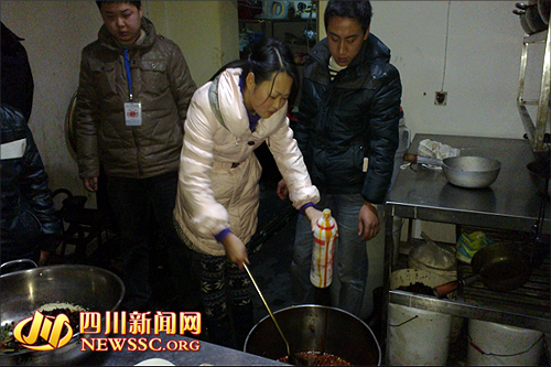 宜宾宣判“口水油”入刑(图1) 宜宾宣判“口水油”入刑(图1)