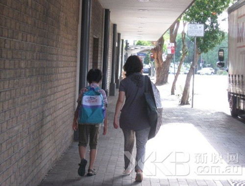 澳洲华人妈妈难返职场 无奈成全职妈妈仍心有