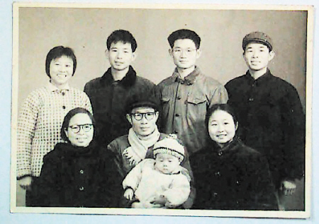 "下放知青"的"家春秋"