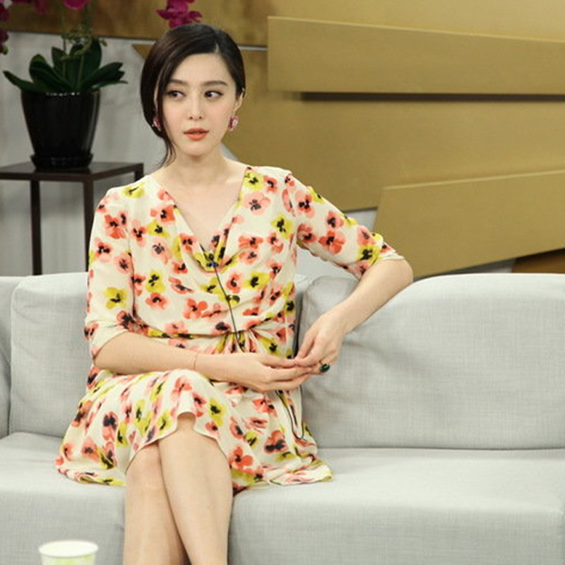 孙俪唐嫣杨幂汤唯<em>范冰冰</em> 女星碎花裙搭出甜美