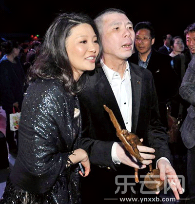 冯小刚还对妻子徐帆说